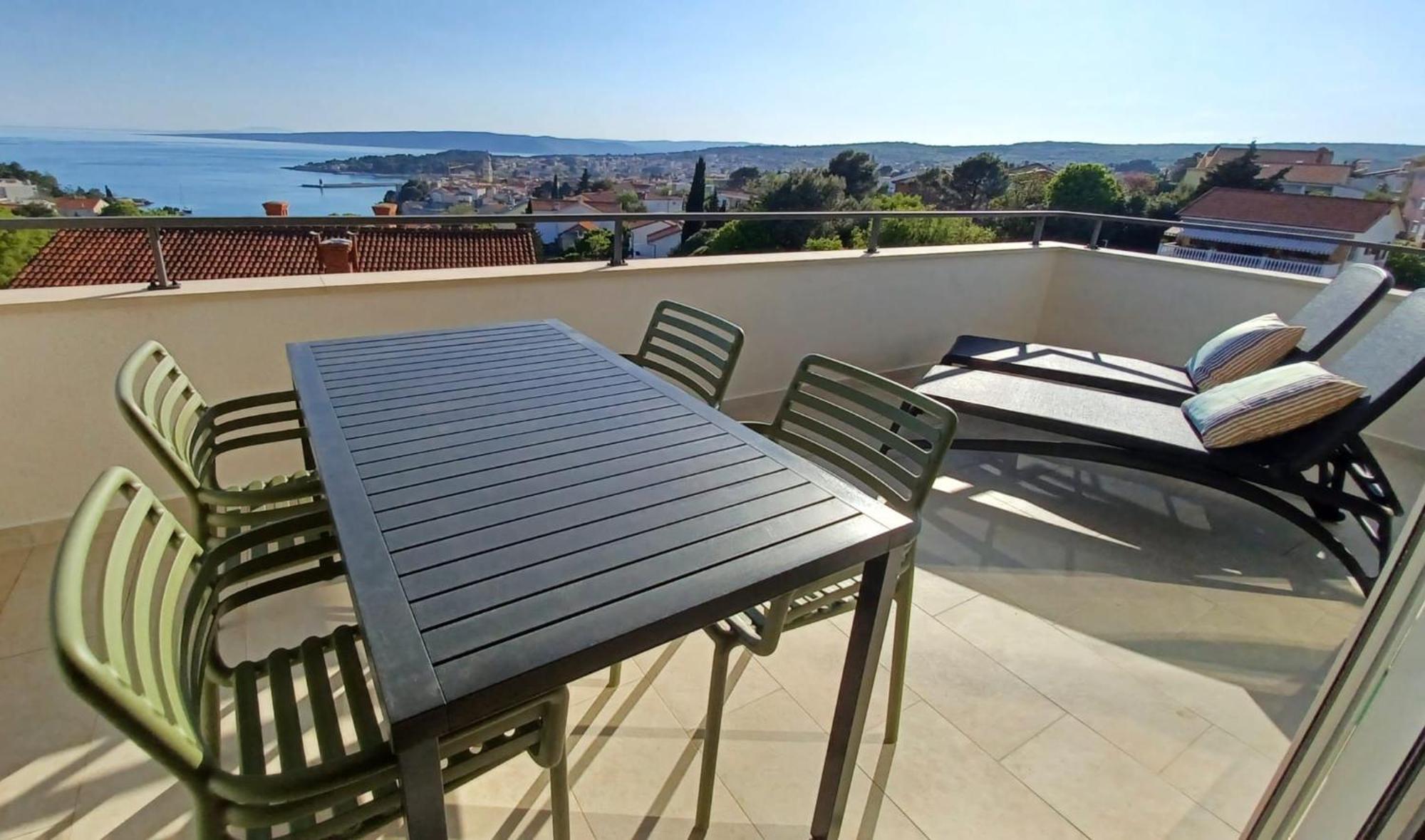 Sea View Apartments Ivana Krk Town Extérieur photo